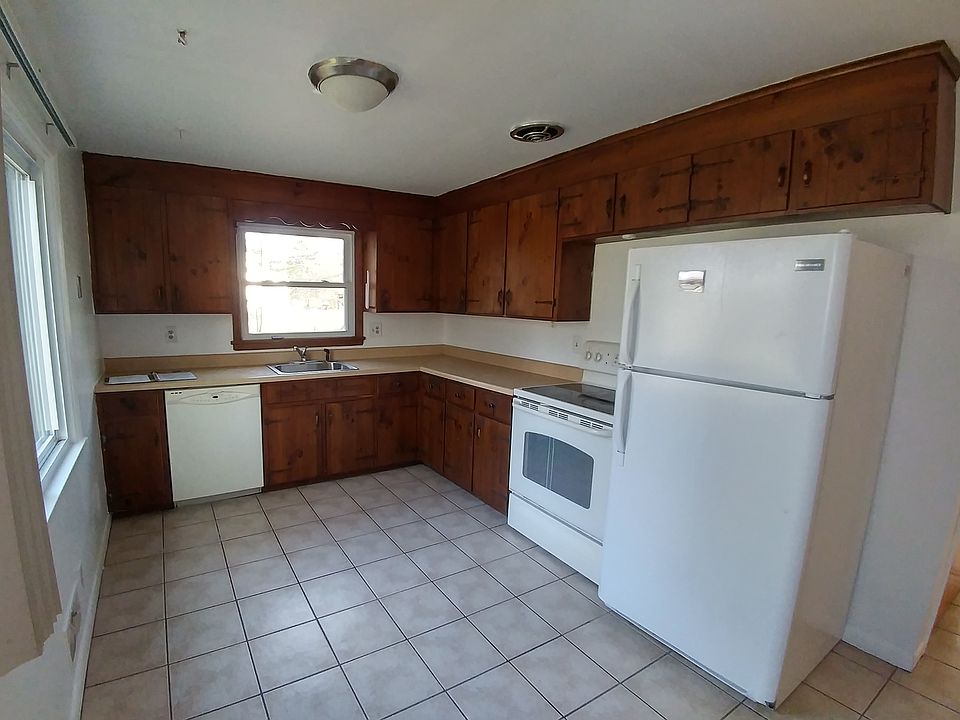 Eat in Kitchen 