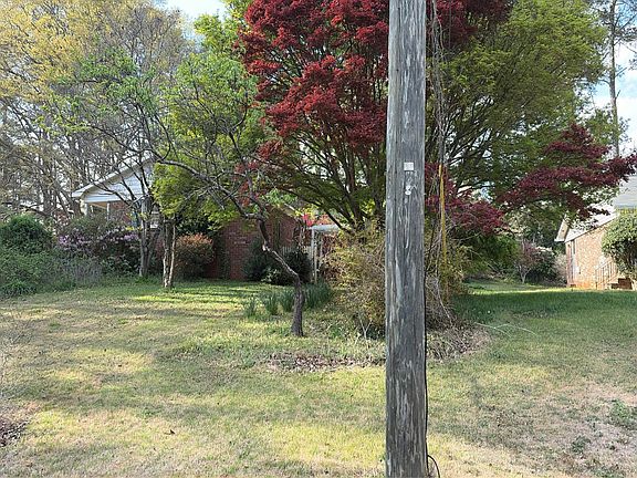 2nd image of 1136 McCormick Way SW