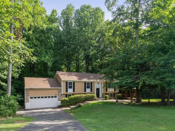 7778 Beadfield Ct, Manassas, VA 20112