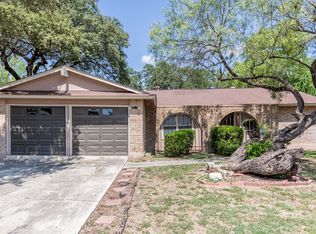 6315 Echo Cyn St, San Antonio, TX 78249