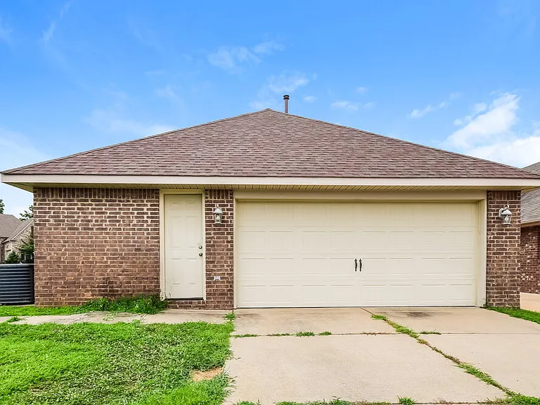 3257 E Hartland Dr — Photo 16