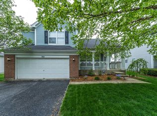 755 Violet Cir, Naperville, IL 60540