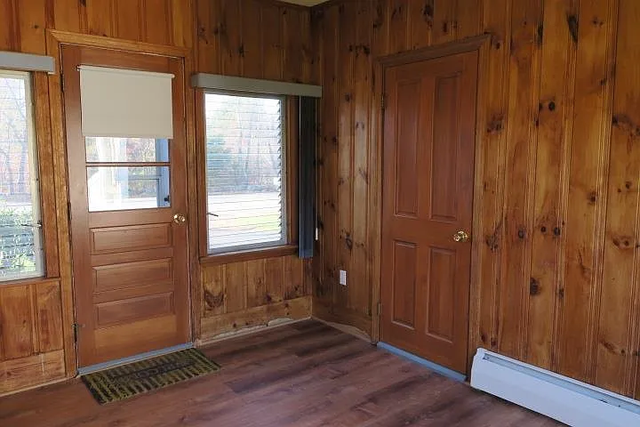 524 Wallis Rd — Photo 7