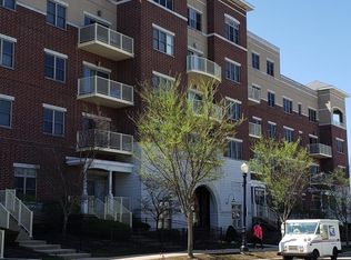 965 Rogers St UNIT 410, Downers Grove, IL 60515