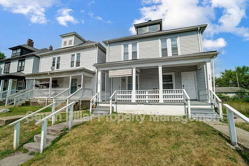 2 bed, 1.0 bath, 947 sqft, $1,090 — Photo 2