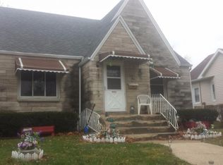 909 Oakland Ave, Joliet, IL 60435