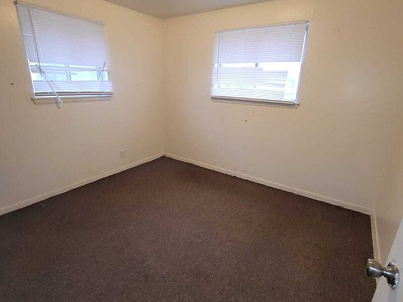 3rd image of 8924 W Carmen Ave #4