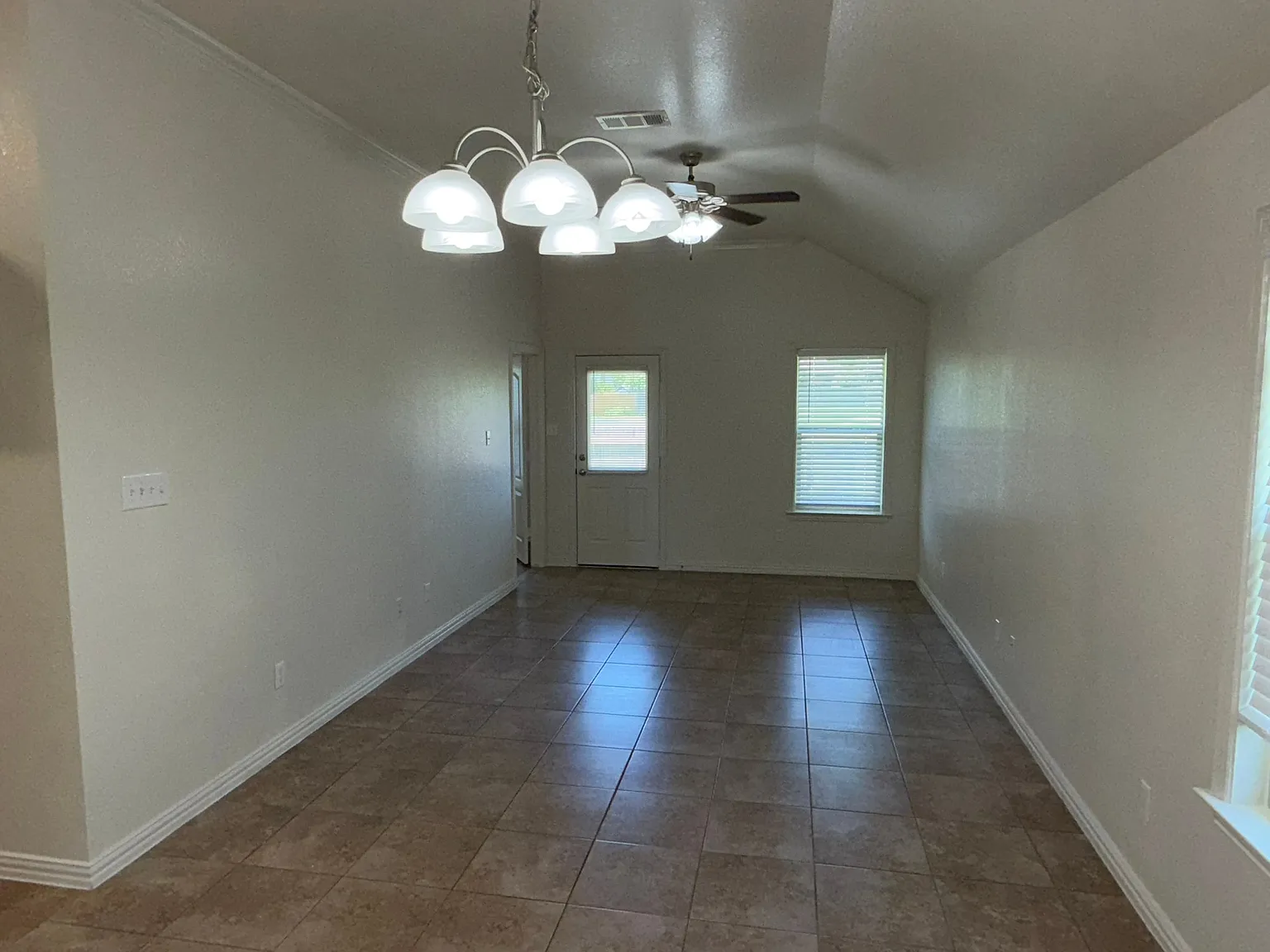 8347 Saddle Brook Drive — Photo 3