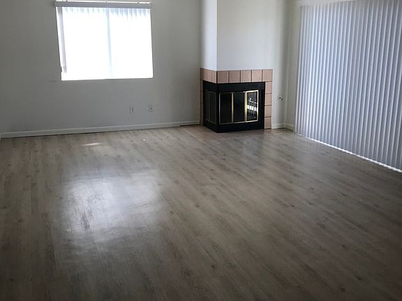 5th image of 10737 Palms Blvd APT 7