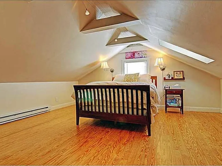 98 Lorimer Ave #2 — Photo 20