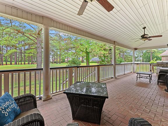 4th image of 3749 Annandale Dr.