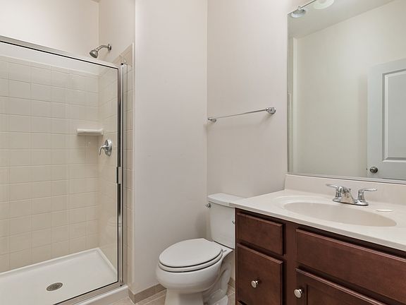 5th image of 148 Solara Dr