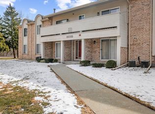 44447 Savery Dr, Canton, MI