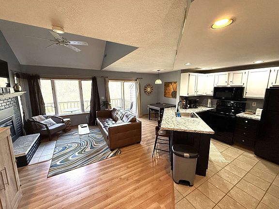 4th image of 102 Walnut Hill Dr
