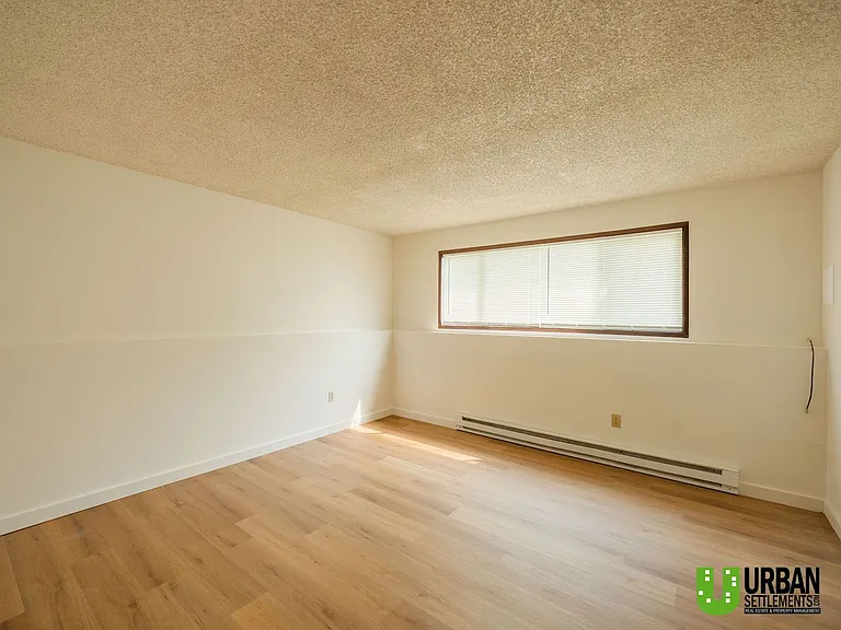 13211 E Skyview Ave — Photo 2