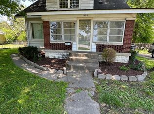 1909 Spring St, Jeffersonville, IN 47130