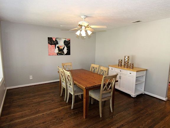 4th image of 11715 Pierce Way