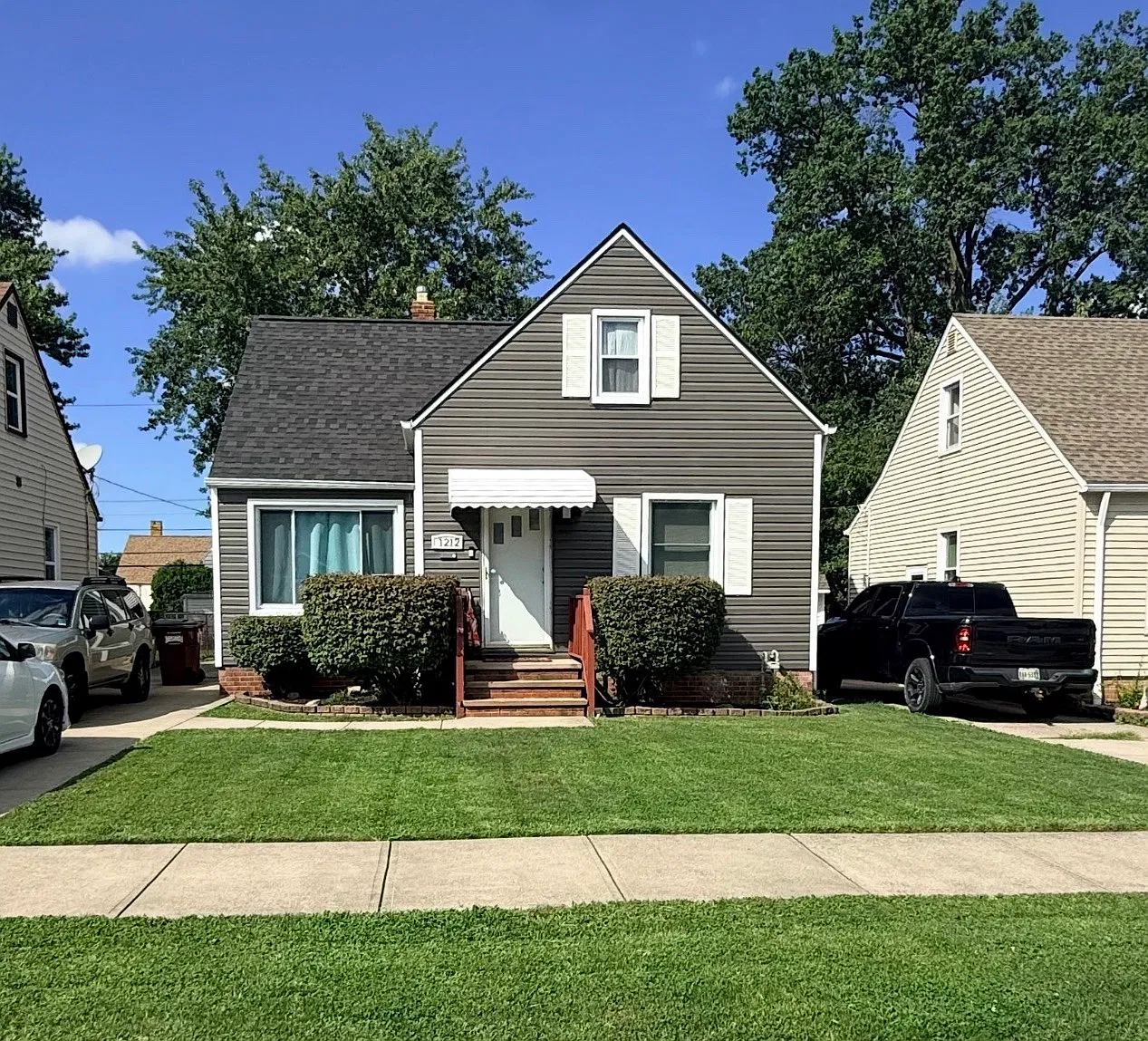 3 bed, 1840 sqft, $2,000 — Photo 1