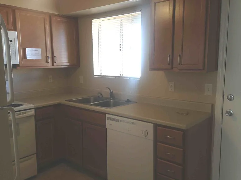 3005 E Cicero St #103 — Photo 5