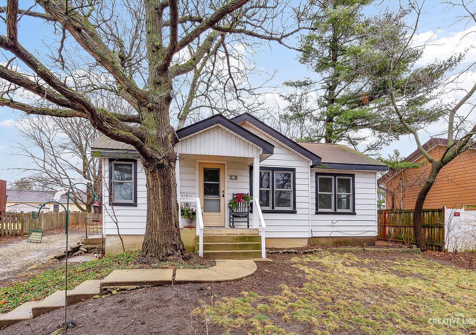 6116 Hilly Way, Oakwood Hills, IL 60013 | Zillow