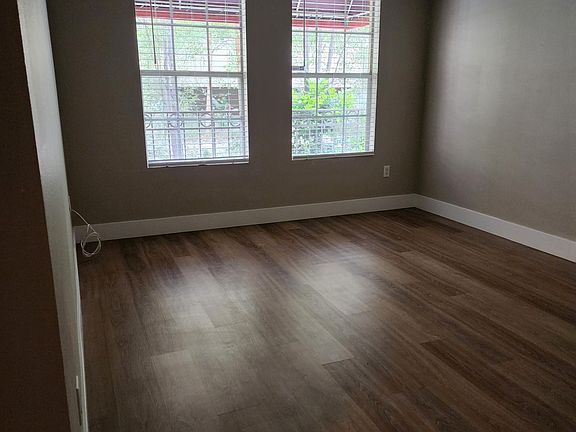 3rd image of 1270 Cleveland Ave #117