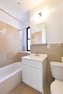 Rented by Bold New York | media 4