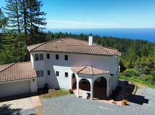 43901 Iversen Rd, Gualala, CA 95445