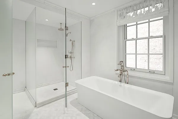 Rented by Douglas Elliman | media 16