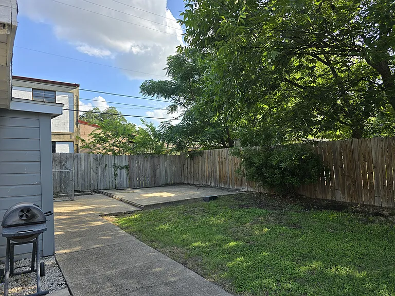 1614 W Hollywood Ave — Photo 6
