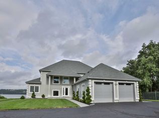 265 Old Castle Point Rd, Wappingers Falls, NY 12590