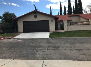 1180 E Avenue J12, Lancaster, CA