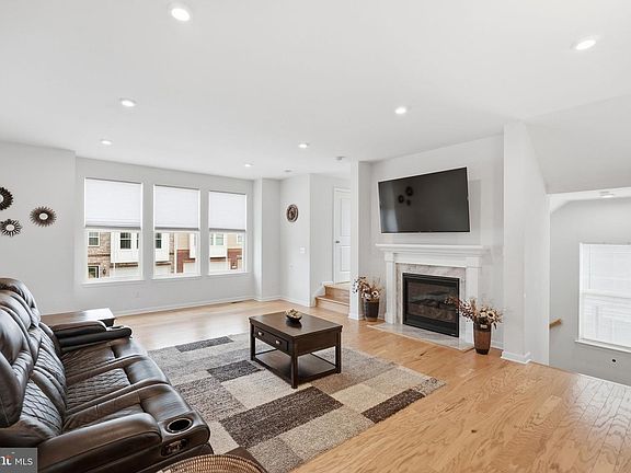 5th image of 5050 Melissa Pl