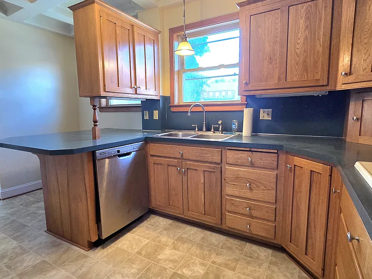 179 N Main St #1 — Photo 9