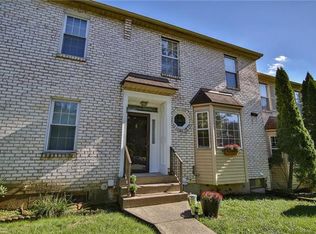 1928 Alberta Dr, Whitehall, PA 18052