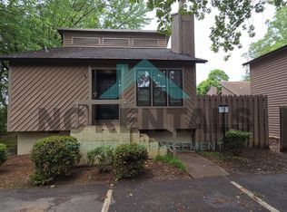 1889 Stonewood Dr SW, Winston Salem, NC 27103