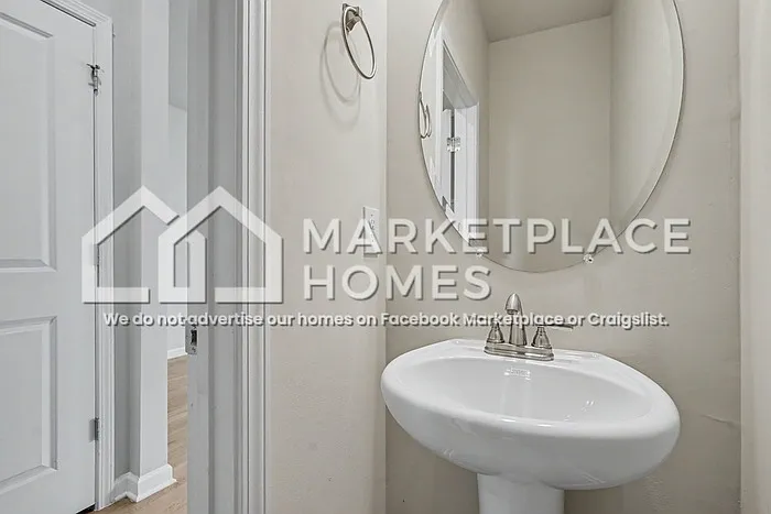 229 Wl Miller Dr — Photo 12