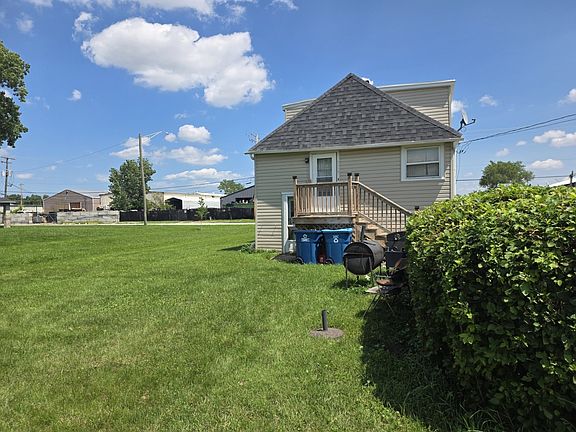 4th image of 15144 9th Ave