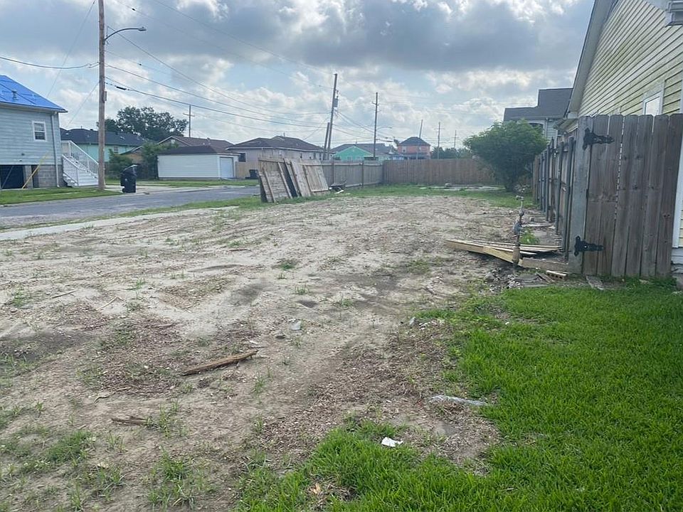2nd image of 6341 Franklin Ave