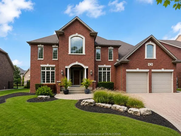 1270 Lyoness Ct, Lasalle, ON N9J 3Y5