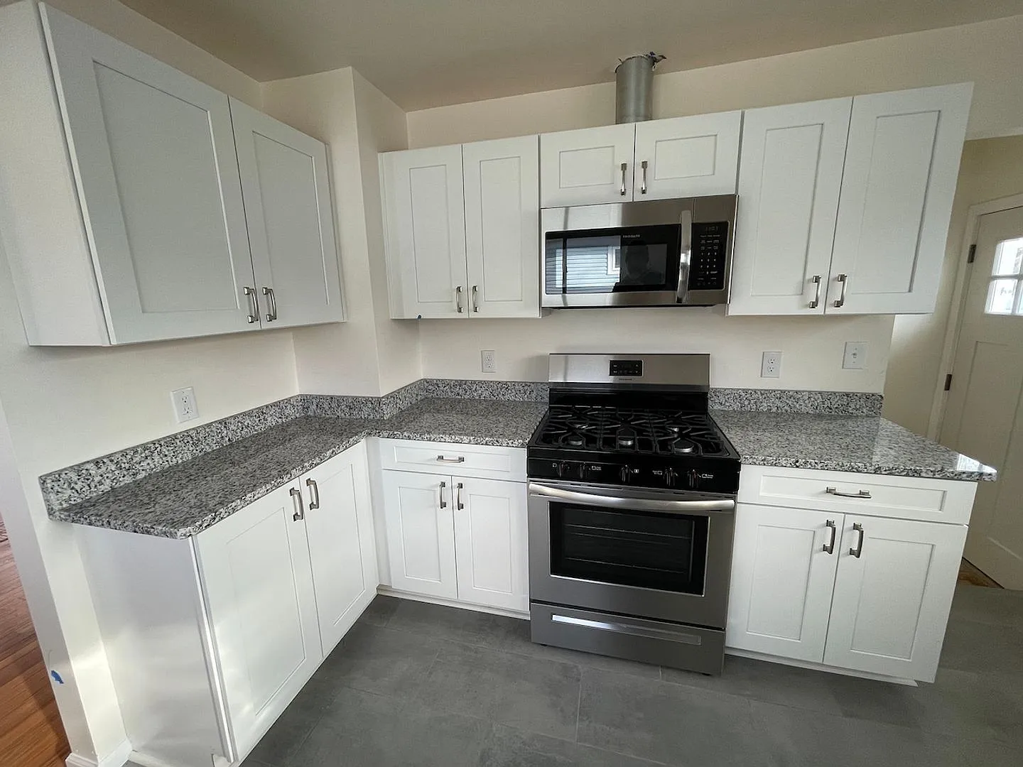 Charming 3-Bedroom Home with Finished Basement in Waterford Township — Photo 4
