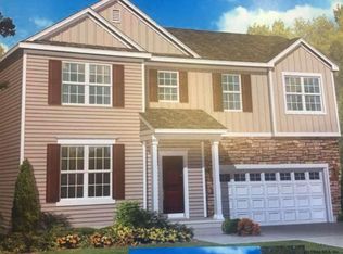 21 Clemens Dr, Mechanicville, NY 12188