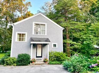 17 Lower Trinity Pass Rd, Pound Ridge, NY 10576