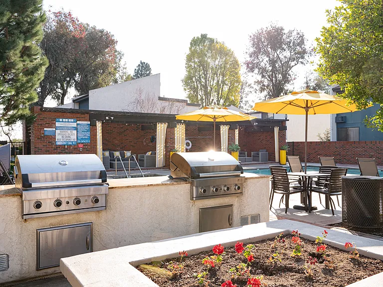 Evria Claremont Apartments — Photo 21