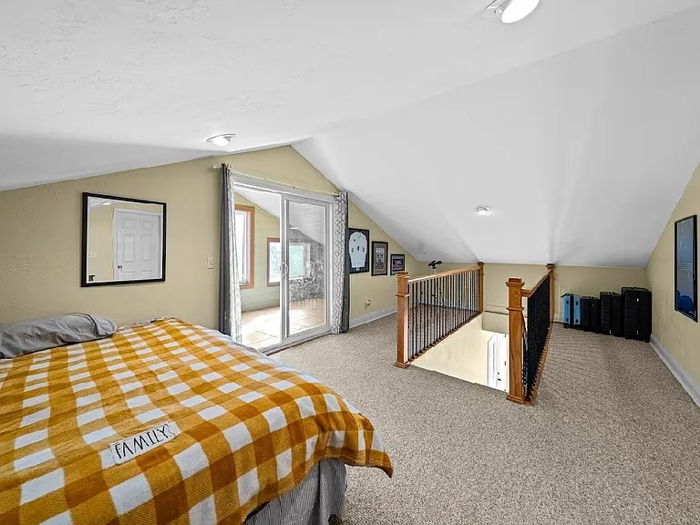 700 Blue Ridge Dr — Photo 9