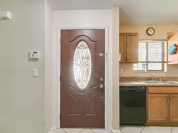 4th image of 462 San Filippo Dr SE