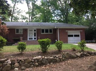 619 Walnut St, Washington Township, NJ 07676