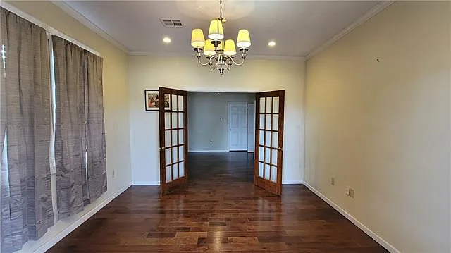 3 bed, 1.0 bath, 750 sqft, $1,400 — Photo 2