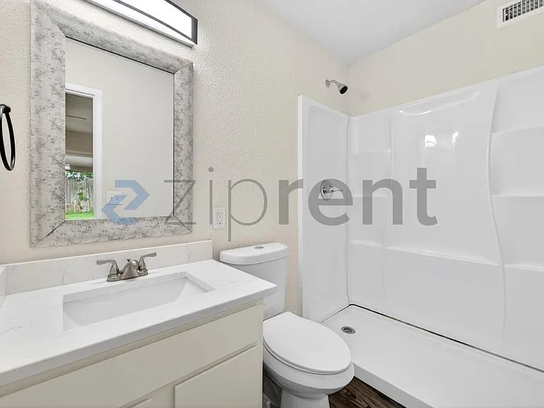 5020 Donnelly Ave #5022 — Photo 26