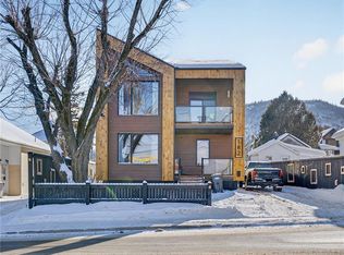 182 Roseberry St, Campbellton, NB E3N2H3