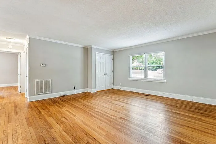 512 Mahaley Ave #2 — Photo 5